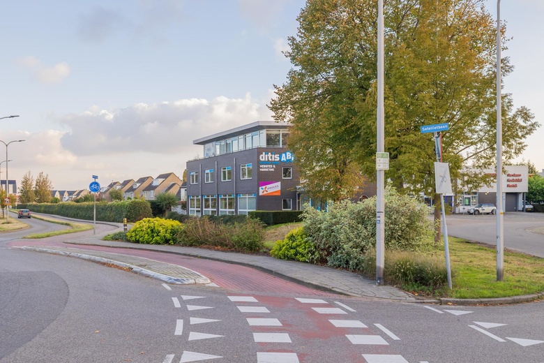 KantoorruimteaanSatellietbaan 41 B<br/> inHillegom KantoorruimteaanSatellietbaan 41 B<br/> inHillegom