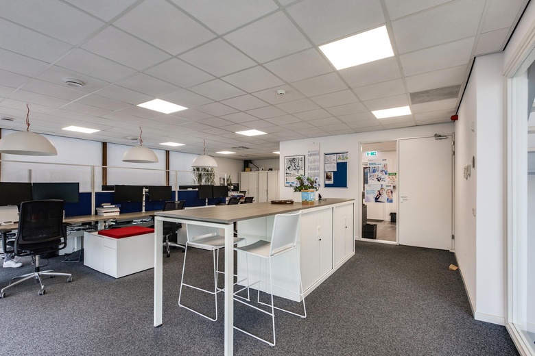 BedrijfsruimteaanIndustrieweg 14<br/> inMaassluis BedrijfsruimteaanIndustrieweg 14<br/> inMaassluis