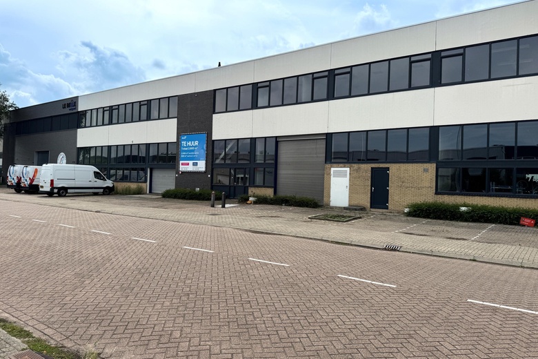 BedrijfsruimteaanPampuslaan 81<br/> inWeesp