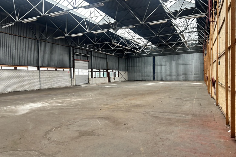 BedrijfsruimteaanDorpskade 31<br/> inWateringen