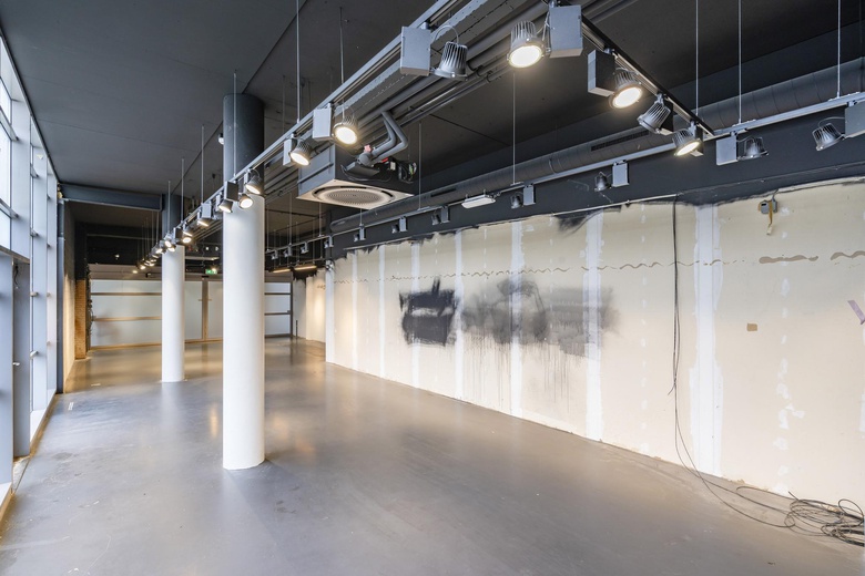 WinkelruimteaanStationsplein 6<br/> inHilversum WinkelruimteaanStationsplein 6<br/> inHilversum