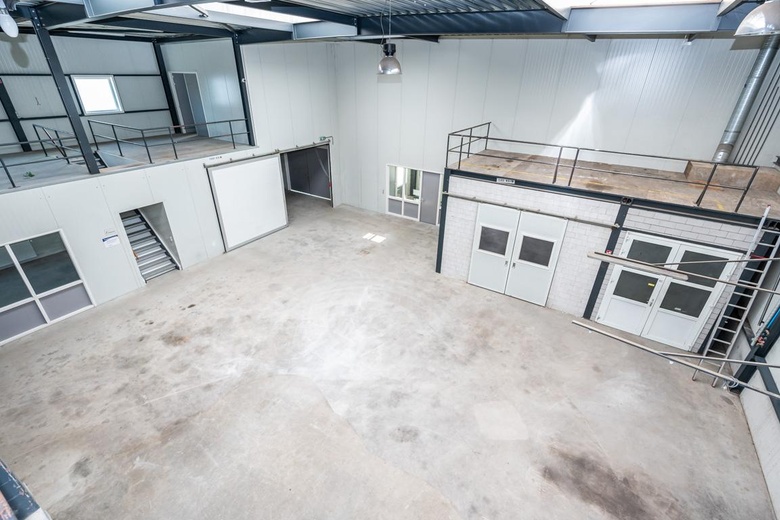 BedrijfsruimteaanBoezemweg 15<br/> inOude-Tonge