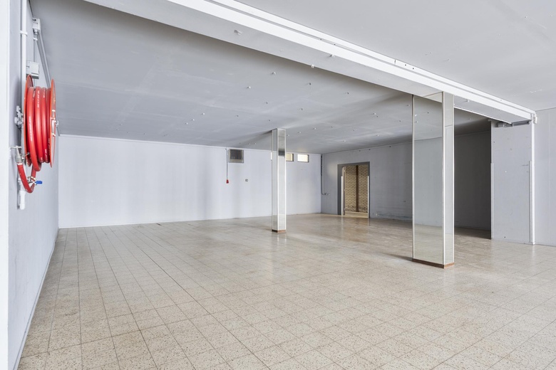 WinkelruimteaanHoofdstraat 63<br/> inVelp