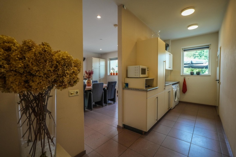 BedrijfsruimteaanDommelstraat 30<br/> inOss BedrijfsruimteaanDommelstraat 30<br/> inOss