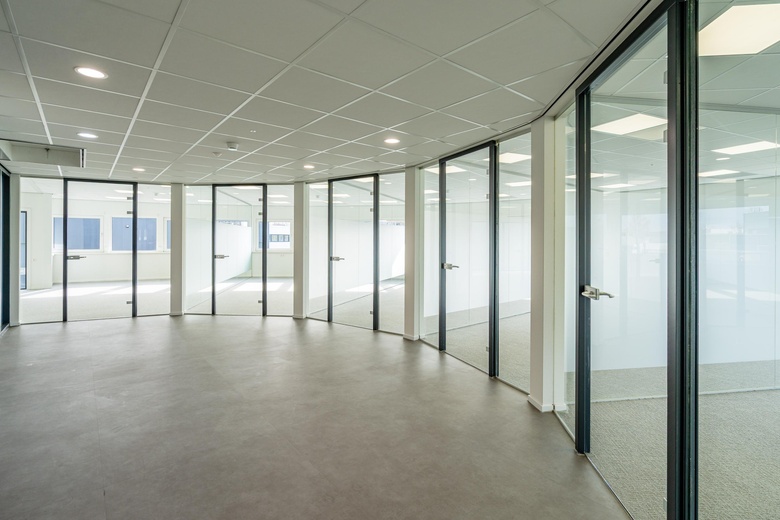 BedrijfsruimteaanInnsbruckweg 150 - 172<br/> inRotterdam BedrijfsruimteaanInnsbruckweg 150 - 172<br/> inRotterdam