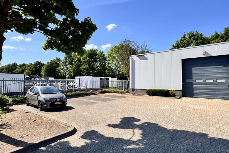 BedrijfsruimteaanRingweistraat 10<br/> inWaardenburg BedrijfsruimteaanRingweistraat 10<br/> inWaardenburg