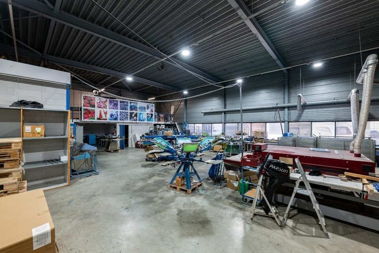 BedrijfsruimteaanDaltonweg 7<br/> inHellevoetsluis