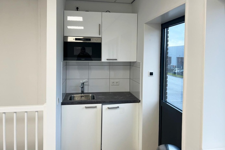 BedrijfsruimteaanSmaragd 400<br/> inDordrecht