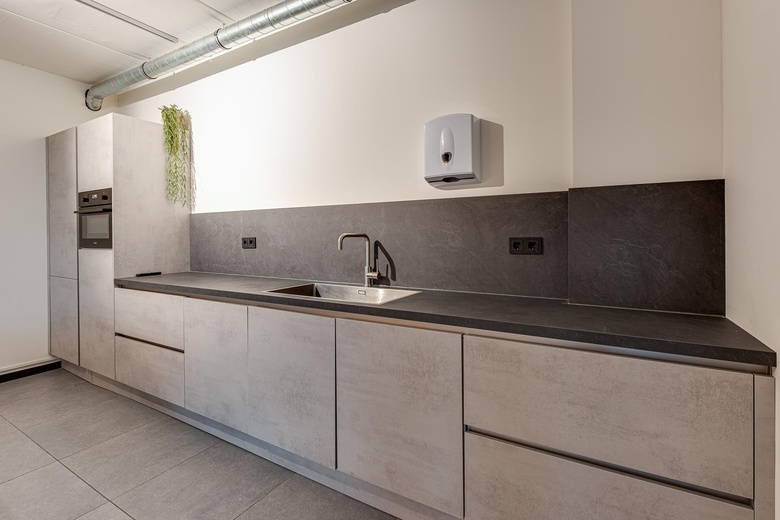 BedrijfsruimteaanStrijkviertel 48 C<br/> inDe Meern BedrijfsruimteaanStrijkviertel 48 C<br/> inDe Meern