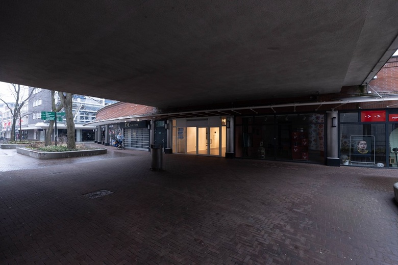 WinkelruimteaanLiesveld 146<br/> inVlaardingen WinkelruimteaanLiesveld 146<br/> inVlaardingen