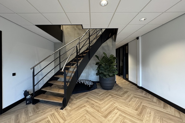 KantoorruimteaanHet Tasveld 1 A<br/> inHendrik-Ido-Ambacht