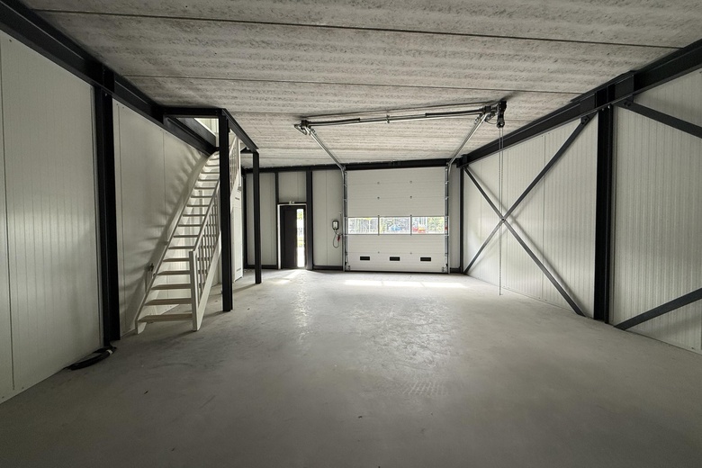 BedrijfsruimteaanAntonie van Leeuwenhoekstraat 1 A 12<br/> inOud-Beijerland