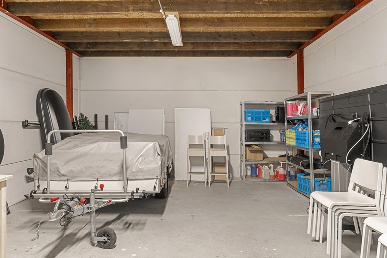 BedrijfsruimteaanExa 10<br/> inZevenaar