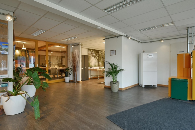 BedrijfsruimteaanMercuriusweg 11<br/> inBarneveld BedrijfsruimteaanMercuriusweg 11<br/> inBarneveld
