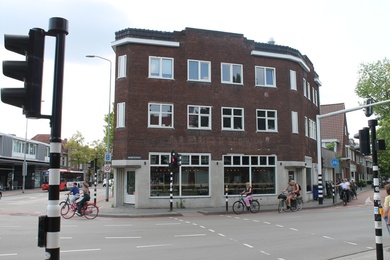 Bekijk foto 2 van Mecklenburgstraat 2