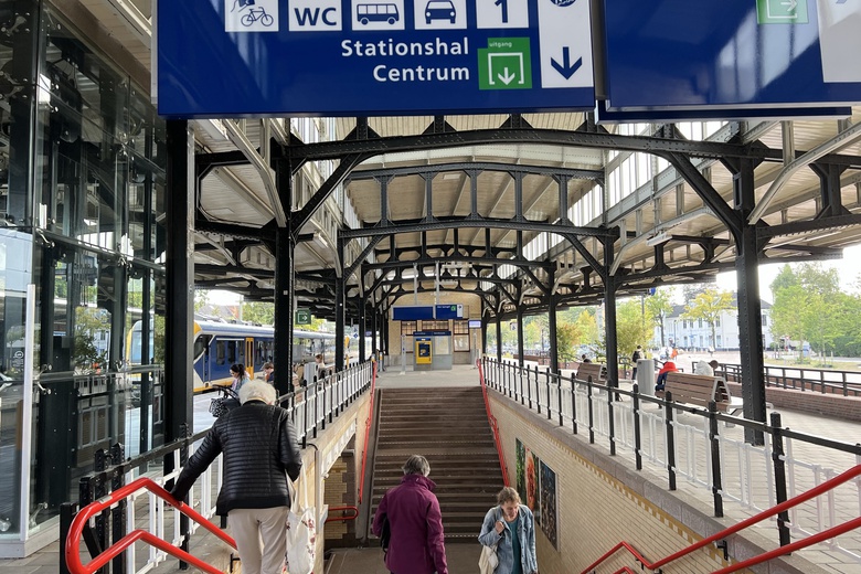 WinkelruimteaanStationsweg 3 E<br/> inBussum WinkelruimteaanStationsweg 3 E<br/> inBussum