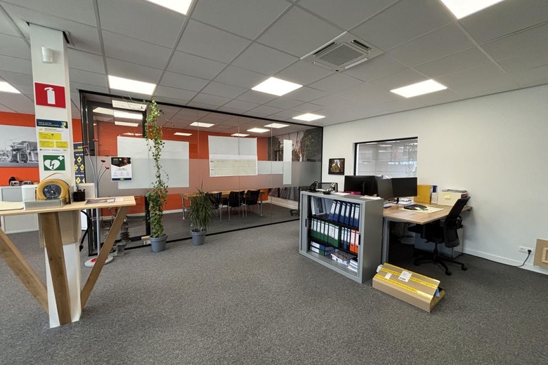 BedrijfsruimteaanFacetlaan 15<br/> inBleiswijk