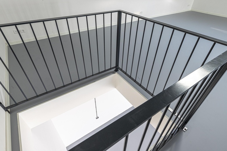 BedrijfsruimteaanAmperestraat 26 a<br/> inNieuwveen BedrijfsruimteaanAmperestraat 26 a<br/> inNieuwveen