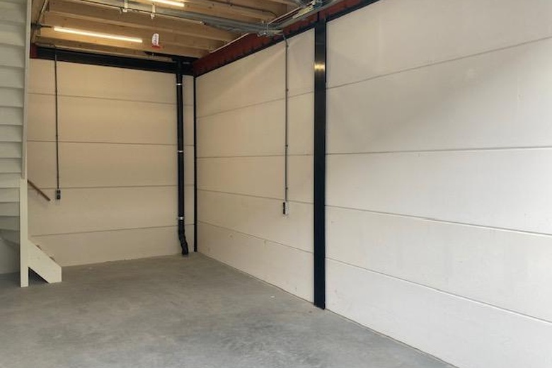 BedrijfsruimteaanNikkelweg 275<br/> inAlphen aan den Rijn