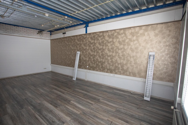 KantoorruimteaanParmentierweg 18<br/> inAlmelo KantoorruimteaanParmentierweg 18<br/> inAlmelo