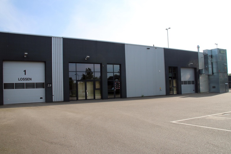 BedrijfsruimteaanRooseindsestraat 19<br/> inHelmond BedrijfsruimteaanRooseindsestraat 19<br/> inHelmond