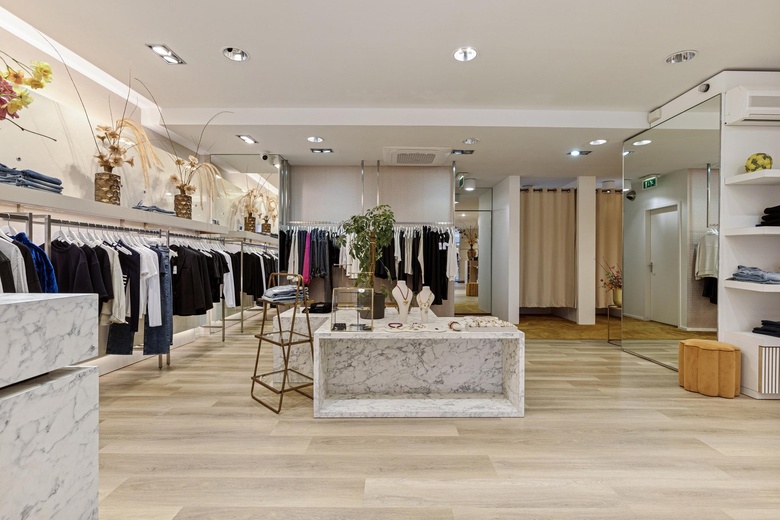 WinkelruimteaanRaadhuisstraat 108<br/> inHoogerheide WinkelruimteaanRaadhuisstraat 108<br/> inHoogerheide