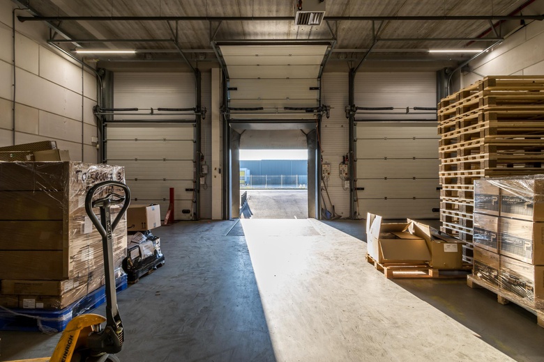 BedrijfsruimteaanRijnlanderweg 766 A<br/> inHoofddorp BedrijfsruimteaanRijnlanderweg 766 A<br/> inHoofddorp