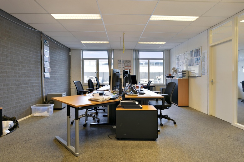 BedrijfsruimteaanGantelstraat 3<br/> inWaalwijk BedrijfsruimteaanGantelstraat 3<br/> inWaalwijk