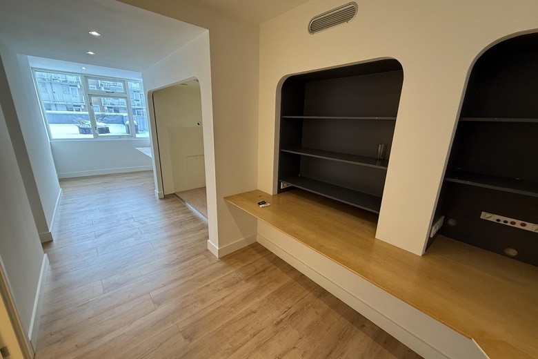 KantoorruimteaanBloemkwekersstraat 72 A<br/> inRotterdam