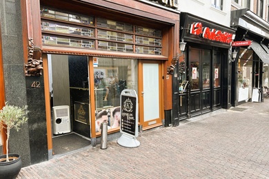 Winkelruimte te huur Utrecht - Oudkerkhof 42