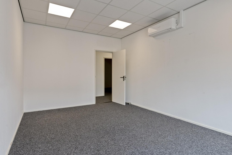BedrijfsruimteaanUlenpasweg 5 b<br/> in's-Heerenberg