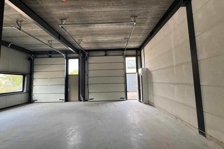 BedrijfsruimteaanHedikhuizerweg 15 A 1<br/> inDen Bosch