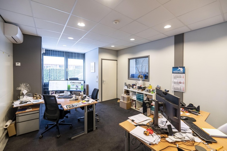 BedrijfsruimteaanHulsenboschstraat 7 d<br/> inWerkendam BedrijfsruimteaanHulsenboschstraat 7 d<br/> inWerkendam