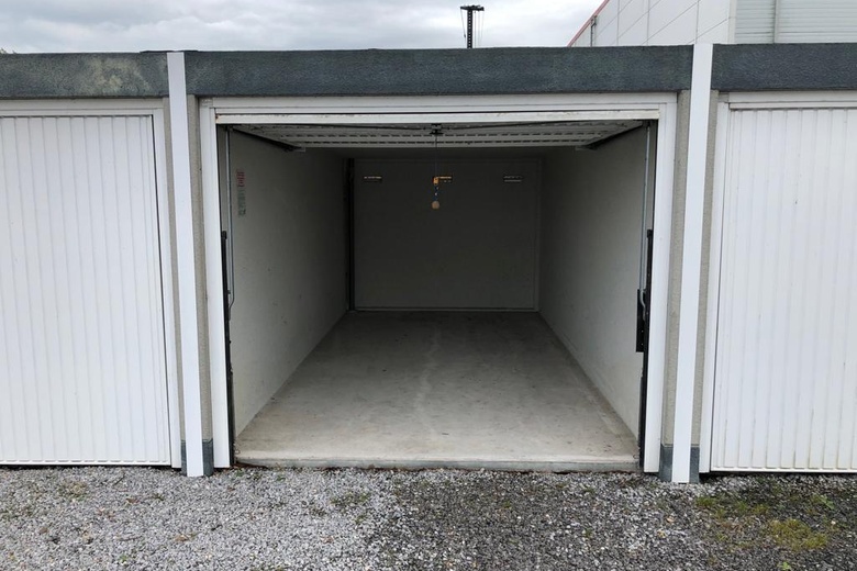 BedrijfsruimteaanSchardijk 1 1<br/> inLemmer BedrijfsruimteaanSchardijk 1 1<br/> inLemmer