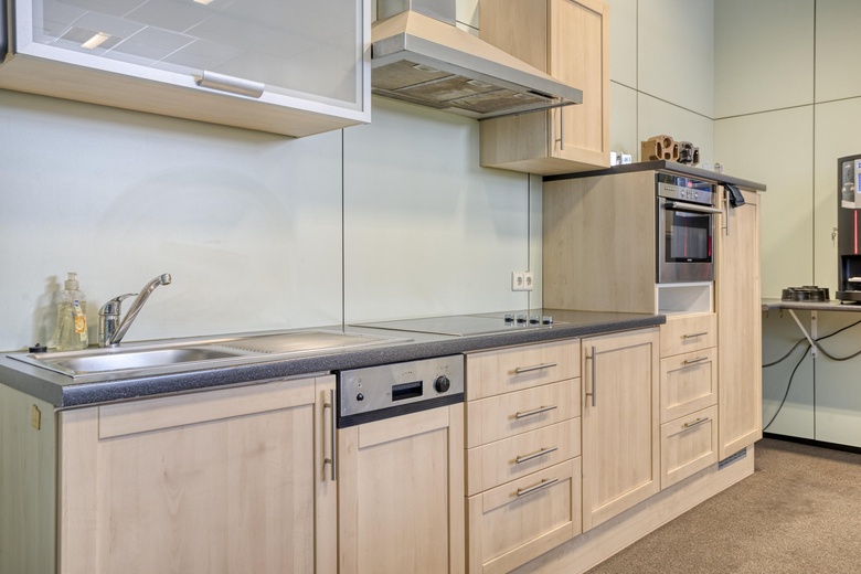 BedrijfsruimteaanRietdekkerstraat 4<br/> inUden