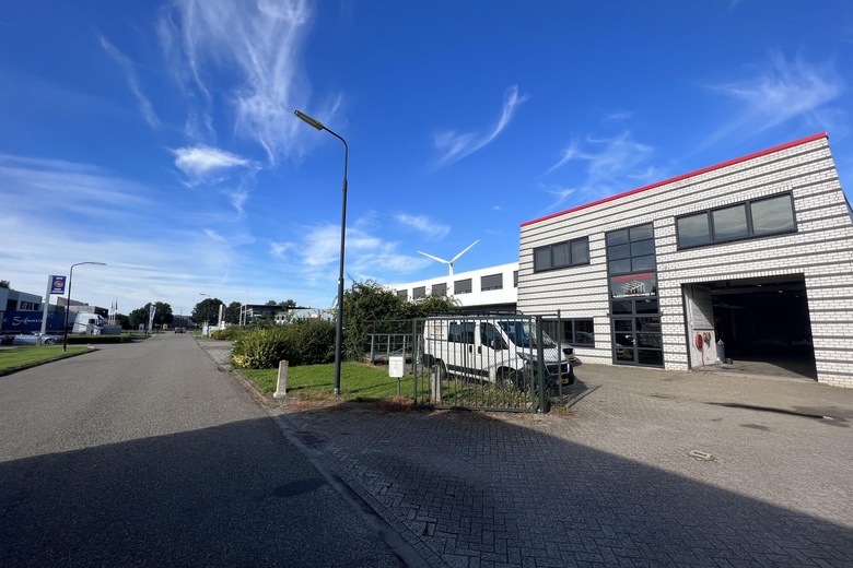 BedrijfsruimteaanCommunicatieweg 22<br/> inMijdrecht