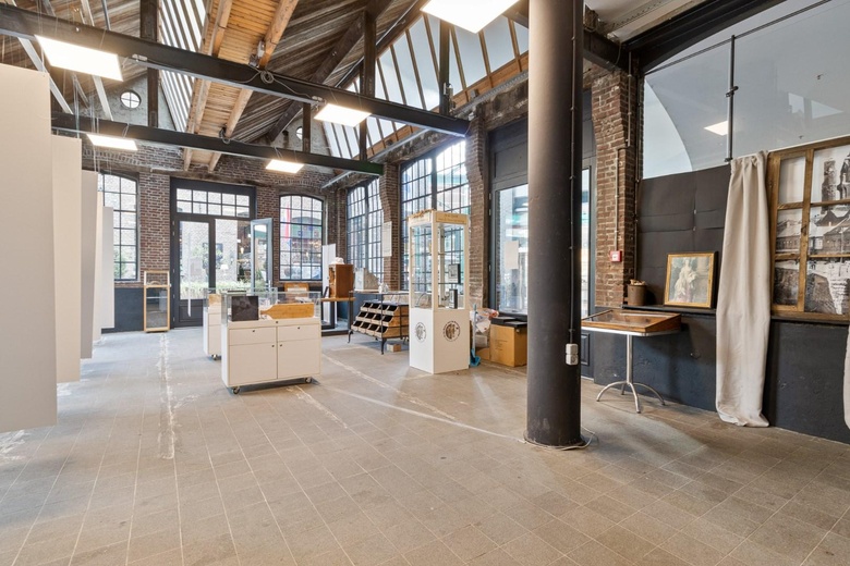 WinkelruimteaanRoersingelpassage 10<br/> inRoermond WinkelruimteaanRoersingelpassage 10<br/> inRoermond