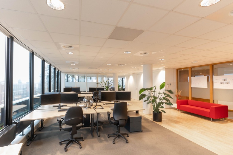 Kantoorruimteaan1e Hogeweg 196 - 200<br/> inZeist