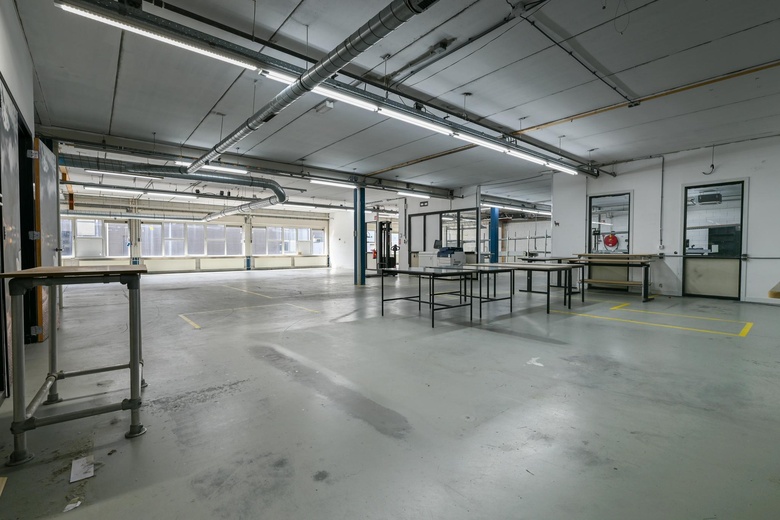 BedrijfsruimteaanVoltastraat 24<br/> inBarneveld BedrijfsruimteaanVoltastraat 24<br/> inBarneveld