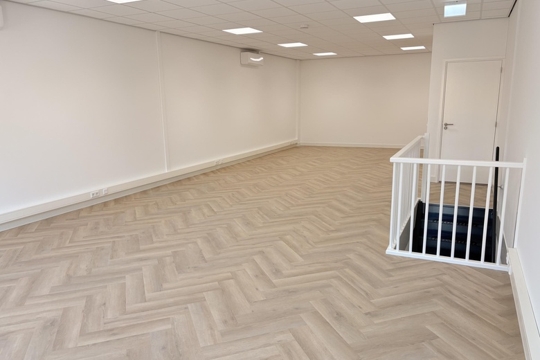 BedrijfsruimteaanDijnselburgerlaan 3 A 2<br/> inZeist