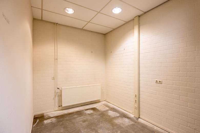 WinkelruimteaanSchoolstraat 7<br/> inVenray WinkelruimteaanSchoolstraat 7<br/> inVenray