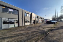 Bekijk foto 3 van Newtonweg 1