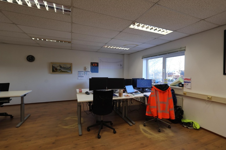 BedrijfsruimteaanZuideinde 81 A<br/> inLandsmeer