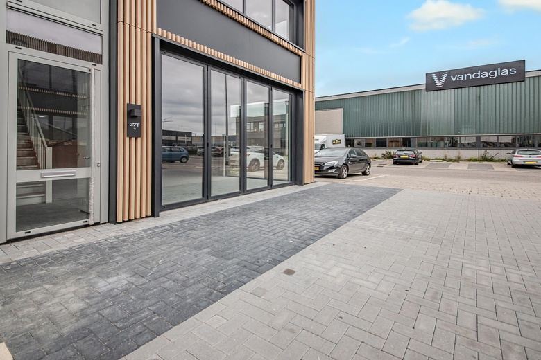 BedrijfsruimteaanJarmuiden 27 T<br/> inAmsterdam