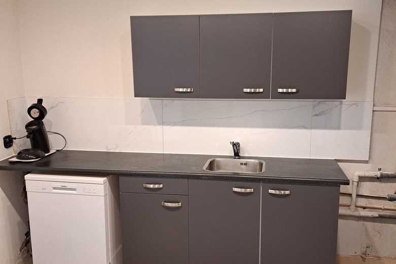 WinkelruimteaanJuliana van Stolbergstraat 14<br/> inTilburg