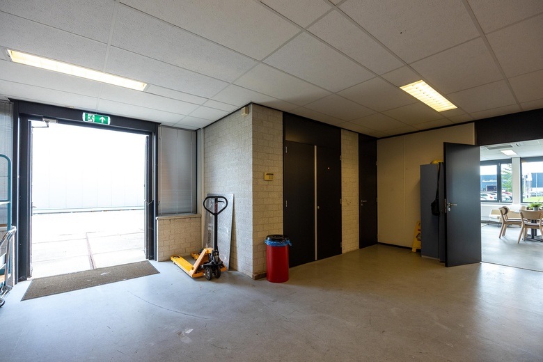 BedrijfsruimteaanVennestraat 11 B<br/> inLisse