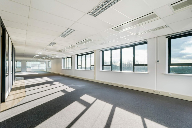 KantoorruimteaanFlemingweg 14<br/> inAlphen aan den Rijn KantoorruimteaanFlemingweg 14<br/> inAlphen aan den Rijn