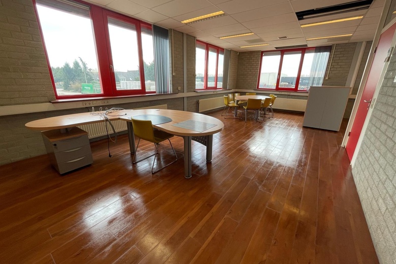 BedrijfsruimteaanLage Maat 13<br/> inWijk bij Duurstede