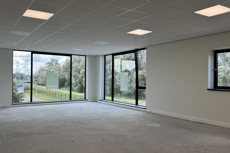 BedrijfsruimteaanMarconistraat 31<br/> inZwolle BedrijfsruimteaanMarconistraat 31<br/> inZwolle