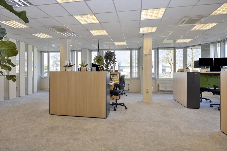 BedrijfsruimteaanIndustrieweg 2<br/> inWaalwijk BedrijfsruimteaanIndustrieweg 2<br/> inWaalwijk